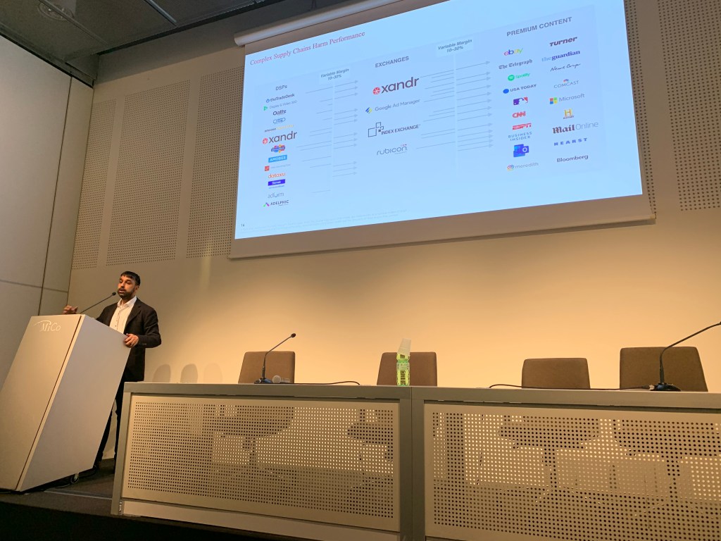 Harvin Gupta descrive la supply chain. 